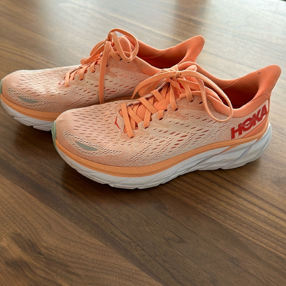 Women’s Hoka Clifton 8
